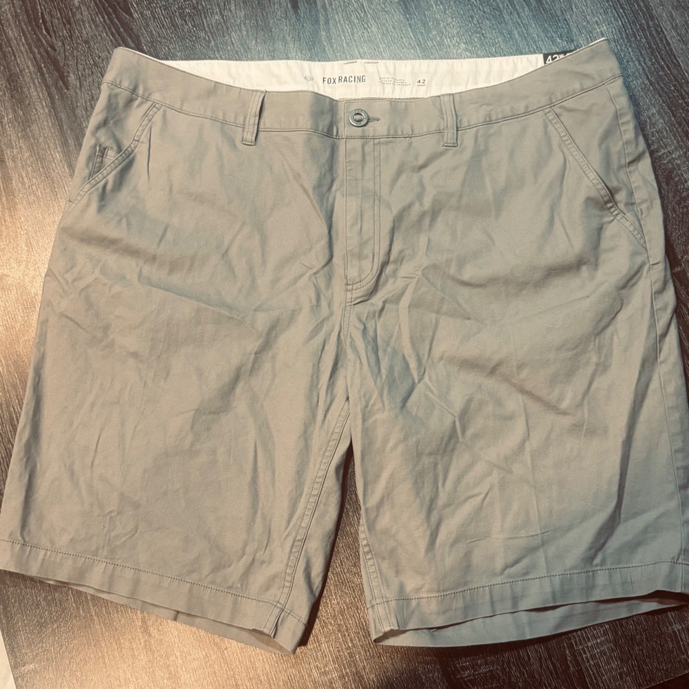 NWT Fox Racing Mens Chino Shorts Regular Fit Size 42 21L Casual Motocross Skate